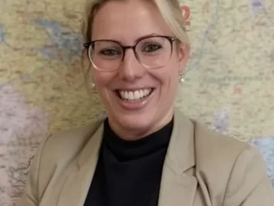 Herzlich willkommen Julia!